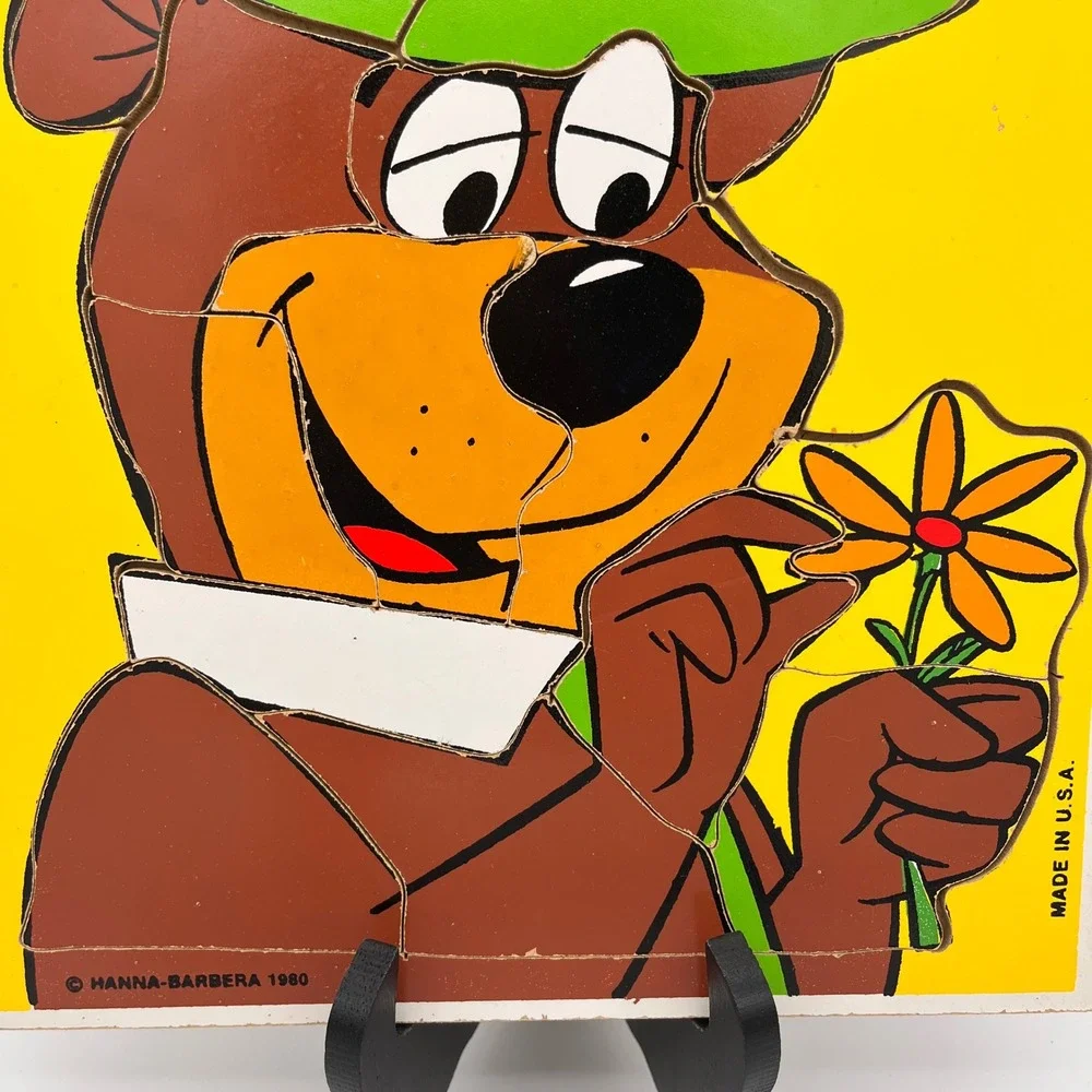 Vintage 1980 Playskool Yogi Bear 14 Piece Frame Tray Puzzle Hanna-Barbera 340-9